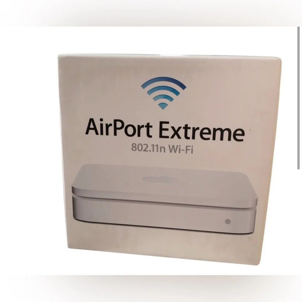 Apple Wireless Router - White - Picture 2 of 4